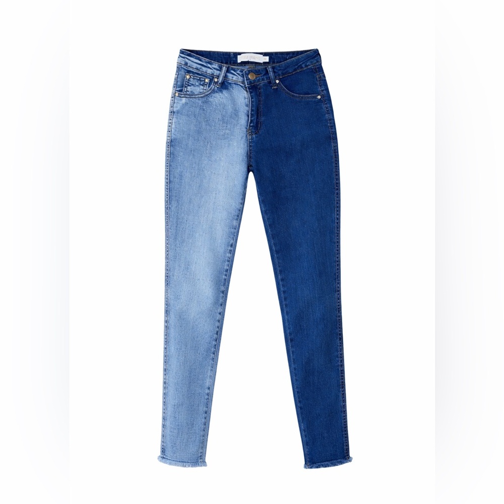 BUZZ Two-Tone Blue Women's Jeans 1/2